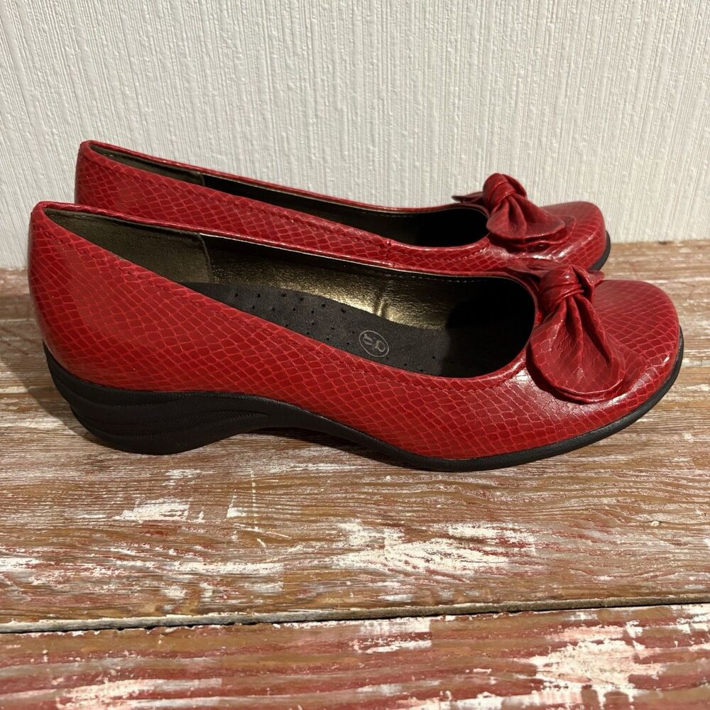 Red Bow Hush Puppies Snakeskin Flats Work Twee Retro Funky Classic Fun Women 8.5 - Picture 7 of 16